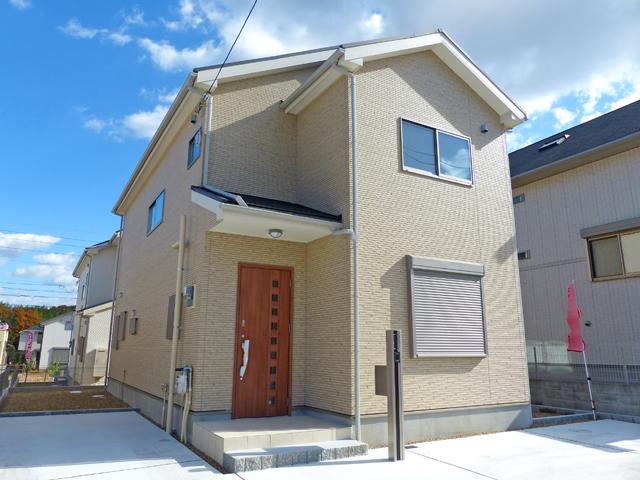 Local appearance photo. Local No. 2 destination photos (11 May 2013)