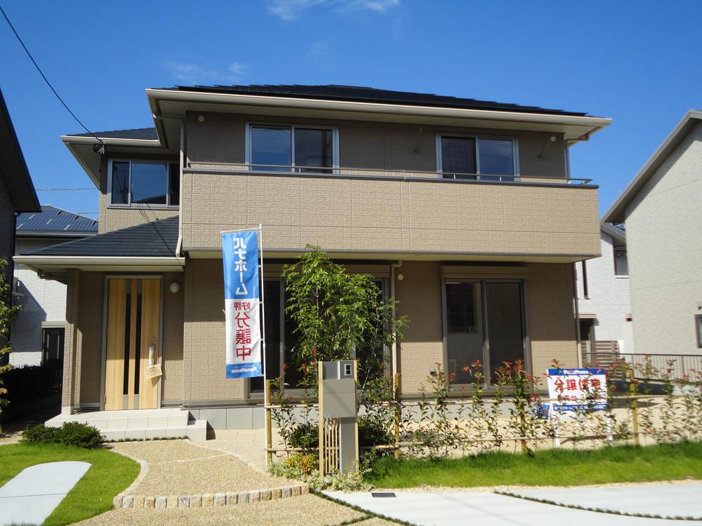 Local appearance photo. No. 36 locations Exterior parking also there can be three. 