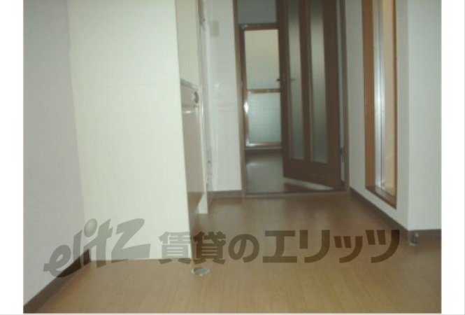 Other room space. Corridor