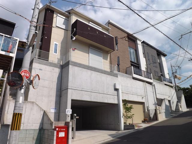 Local appearance photo. New non-residents, Immediate Available