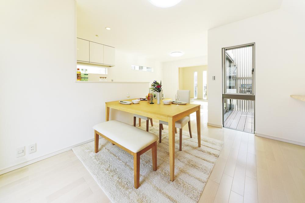 Building plan example (introspection photo). Happy easy floor plan to take the communication from the kitchen. By unified in soft colors, Furthermore brightness is increased in the room. 