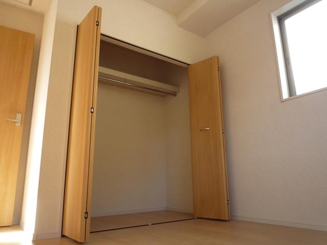 Other introspection. Equipped each room storage