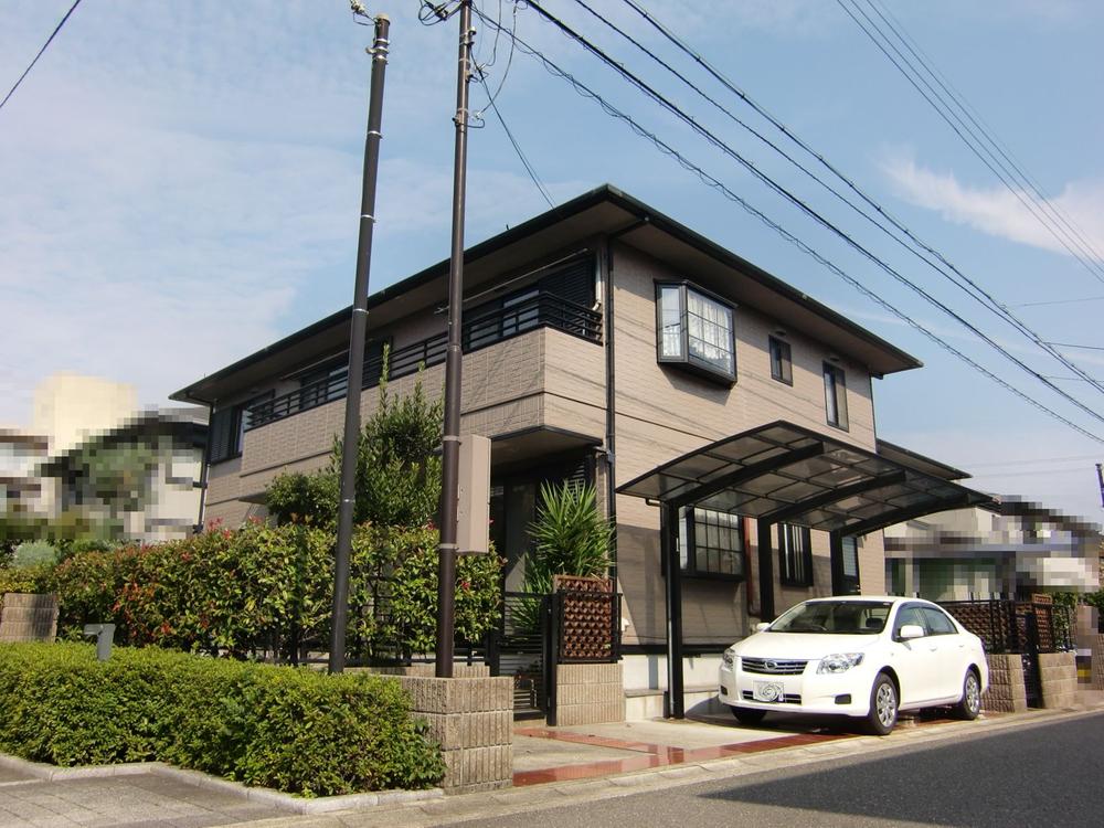 Local appearance photo. Local (10 May 2013) Shooting