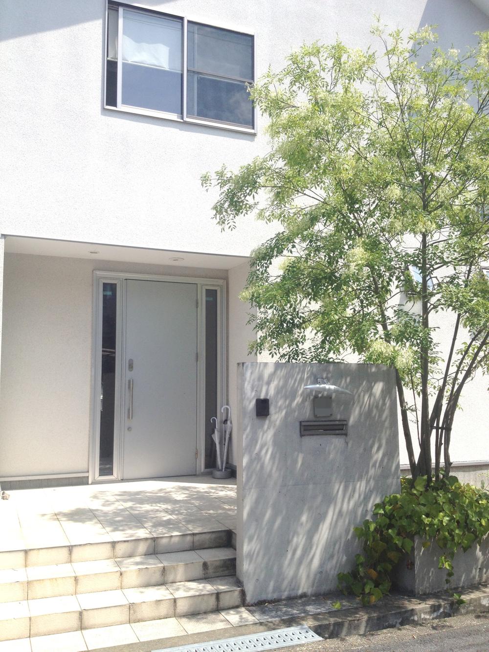 Local appearance photo