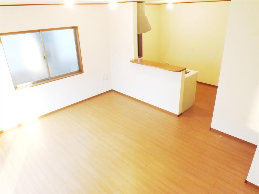 Living. Local photos (living) Room All rooms, Excellent pair glass specification to thermal barrier thermal insulation properties.