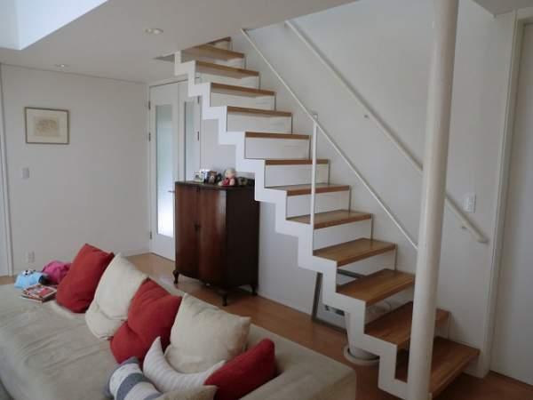 Living. LD with under-floor heating Living stairs