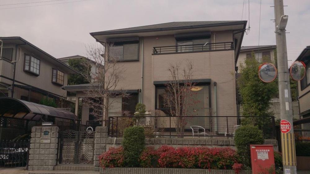 Local appearance photo. Local (12 May 2013) Shooting