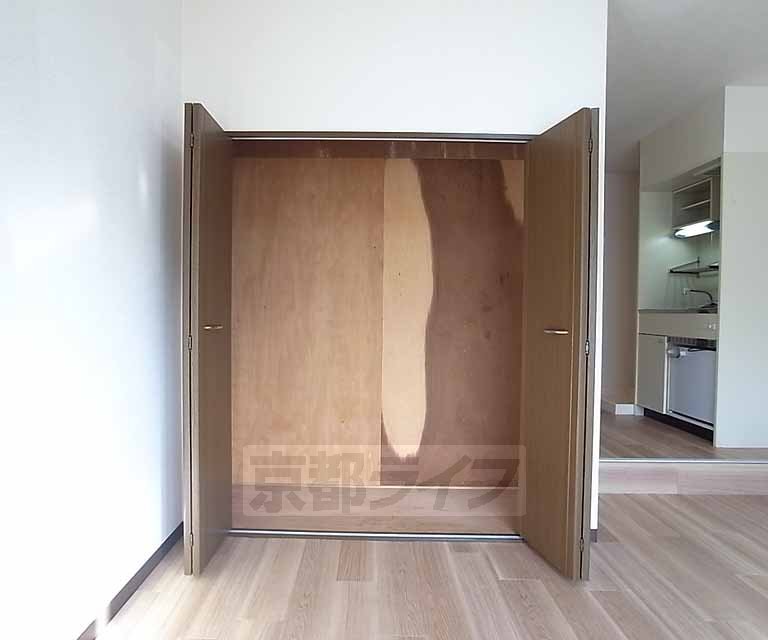 Receipt. Storage also can be increased a lot storage.