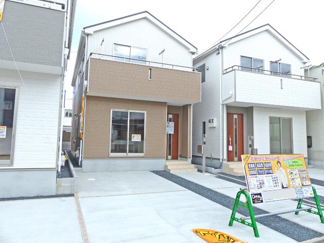 Local appearance photo. Local photos (appearance) With solar power system! 