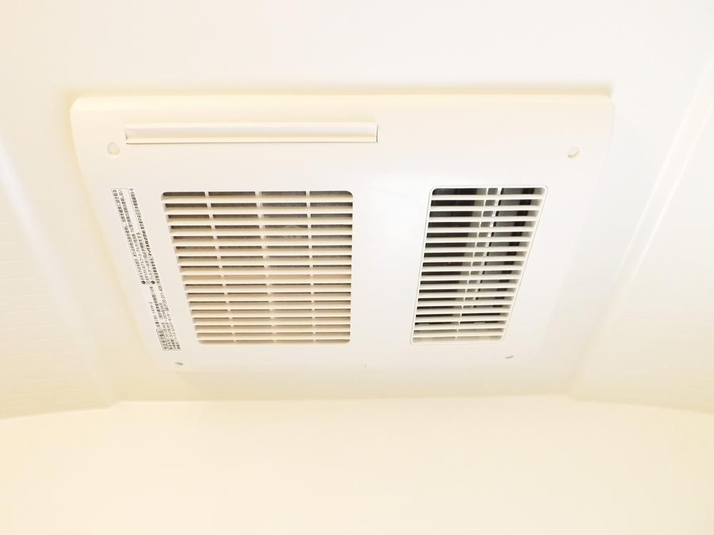 Cooling and heating ・ Air conditioning. Peace of mind even on a rainy day