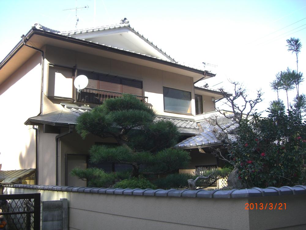 Local appearance photo