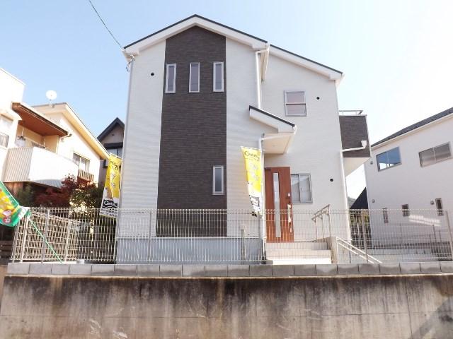 Same specifications photos (appearance). Example of construction appearance, Open House held in