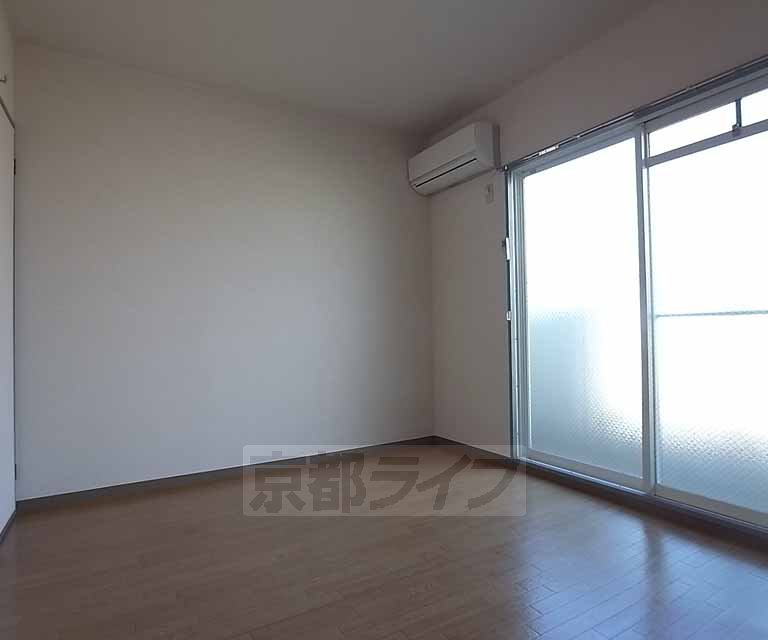 Living and room. It is a beautiful floor plan 6 Pledge.