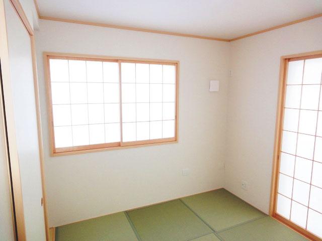 Same specifications photos (Other introspection). Space of calm sum. (The company example of construction photos)