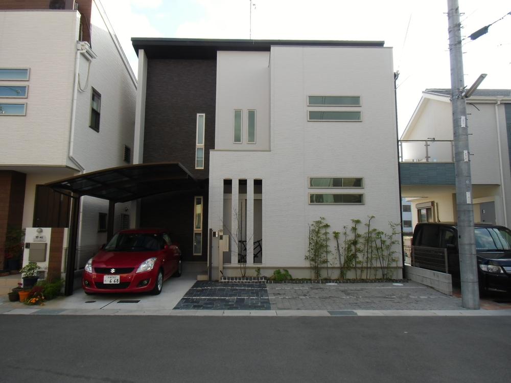 Local appearance photo. Local (12 May 2013) Shooting