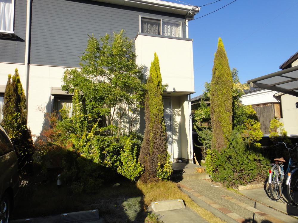 Local appearance photo. Station 10-minute walk location Kintetsu ・ JR2WAY Available