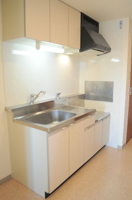 Kitchen. Two-burner gas stove installation Allowed