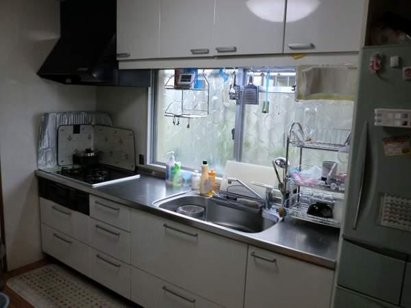 Kitchen. January 2005 system kitchen replacement