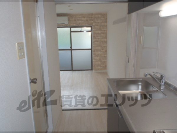 Other room space. Corridor