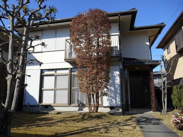 Local appearance photo. Local (11 May 2013) Shooting