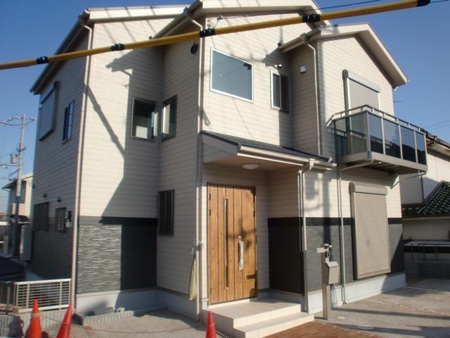 Same specifications photos (appearance). Large subdivision in the