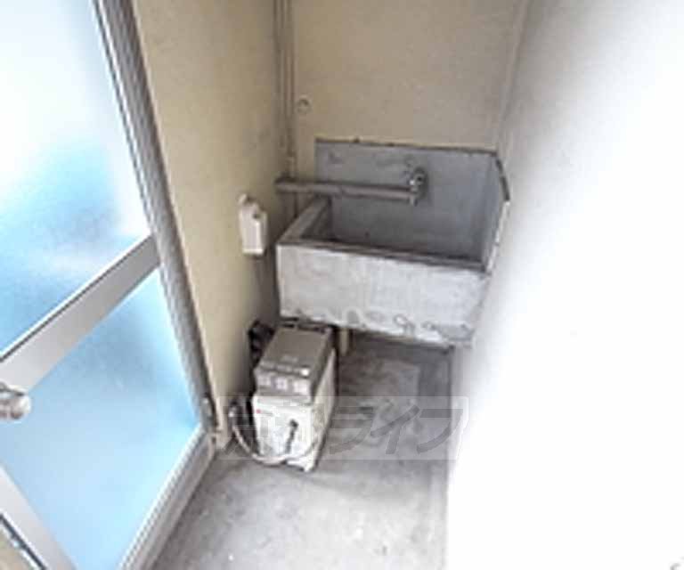 Washroom. Is a wash basin with.