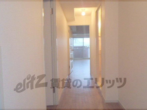 Other room space. Corridor