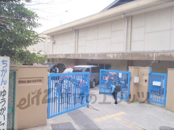 Primary school. Momoyama 310m east to elementary school (elementary school)