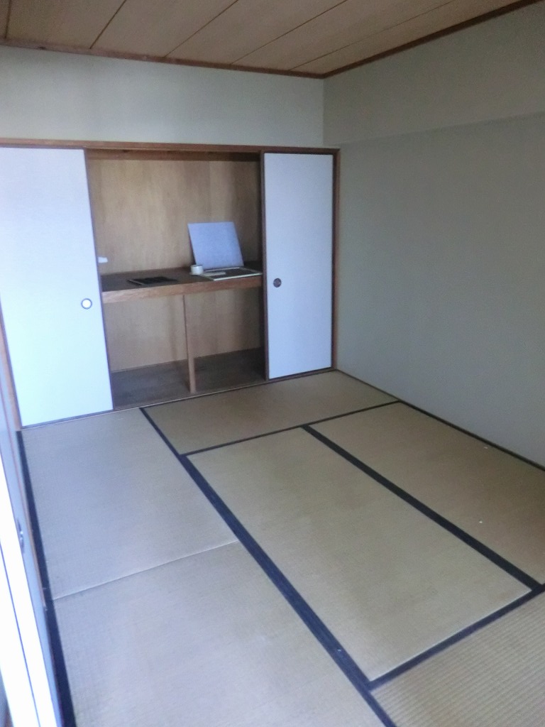 Other room space. Japanese style room