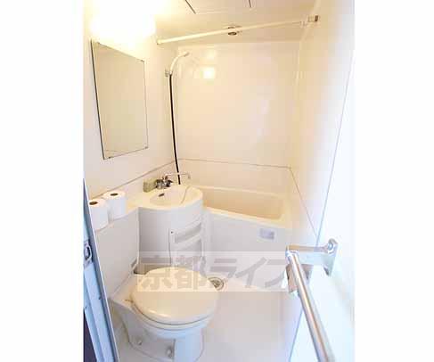 Bath. Clean the unit bus ・