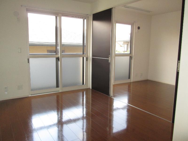 Other room space. Western style room