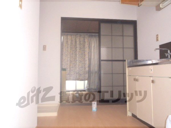 Other room space. Corridor