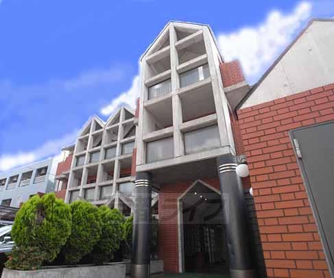 Building appearance. Brick is a nice appearance ・