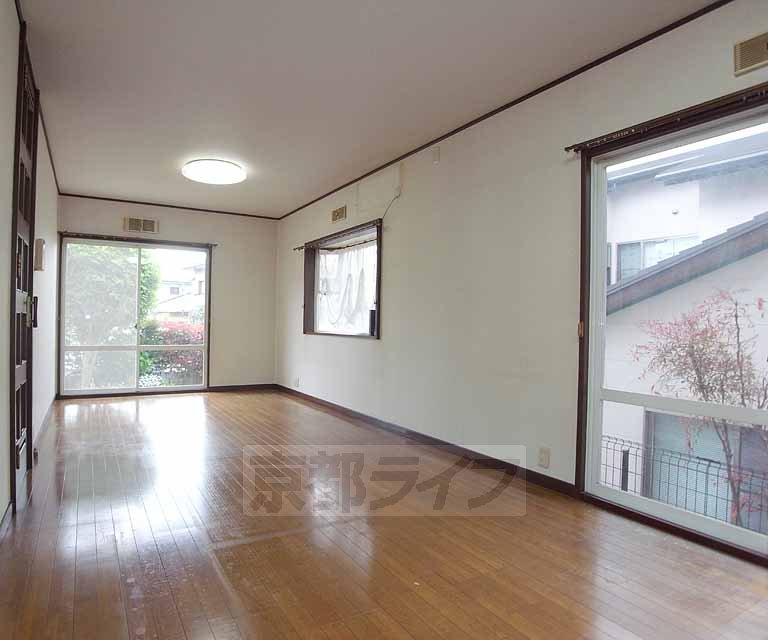 Living and room. Large living is bright!