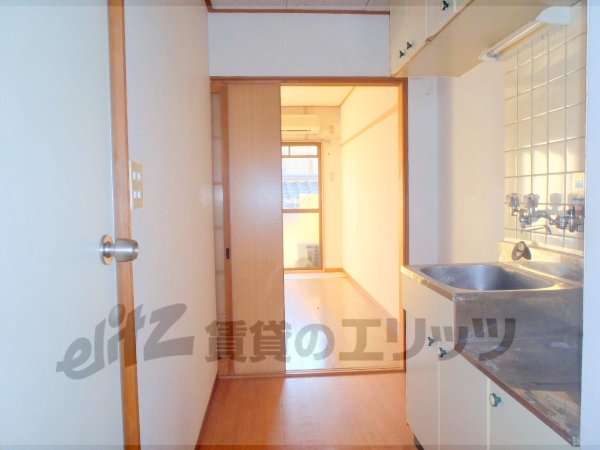 Other room space. Corridor