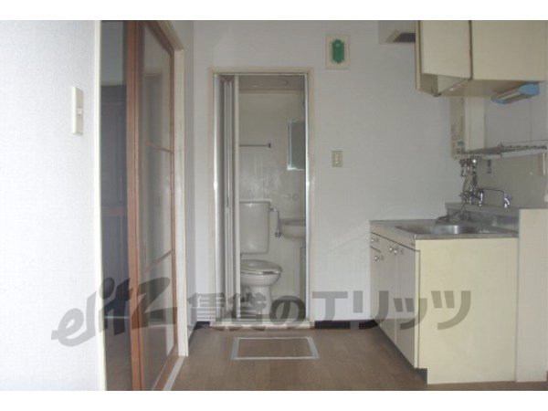 Other room space. Corridor