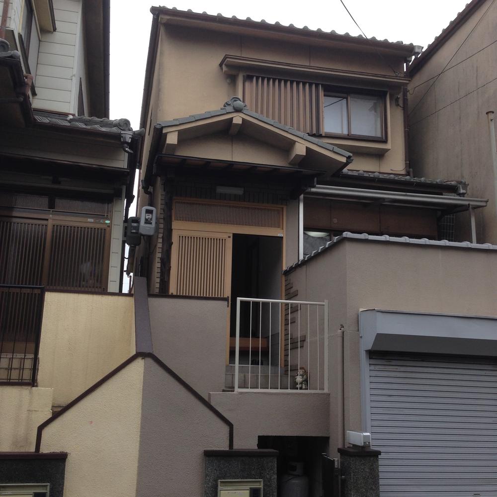 Local appearance photo