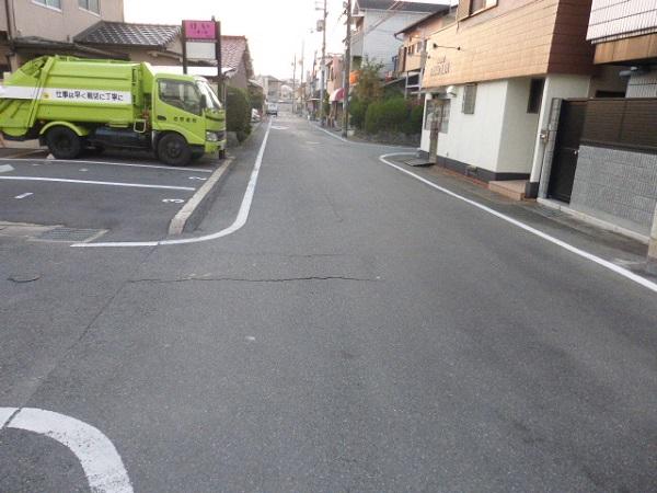 Local photos, including front road. Local (12 May 2013) Shooting