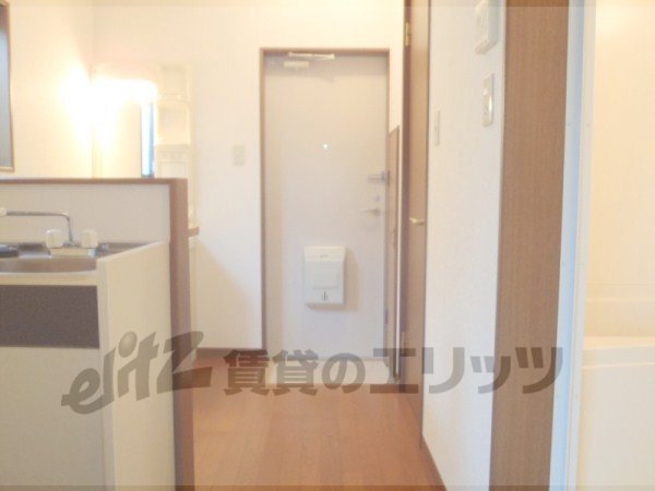 Other room space. Corridor