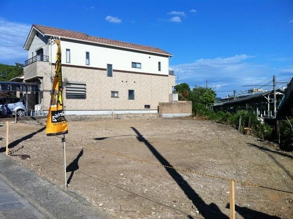 Local photos, including front road