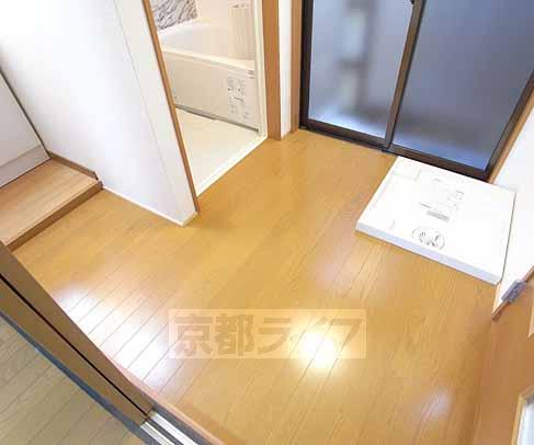 Washroom. Spacious dressing room.