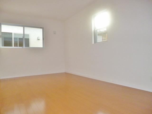 Non-living room. 2nd floor 6.5 Pledge