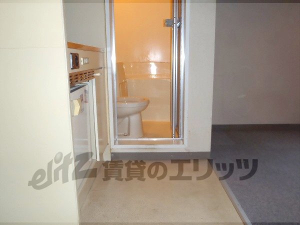 Other room space. Corridor