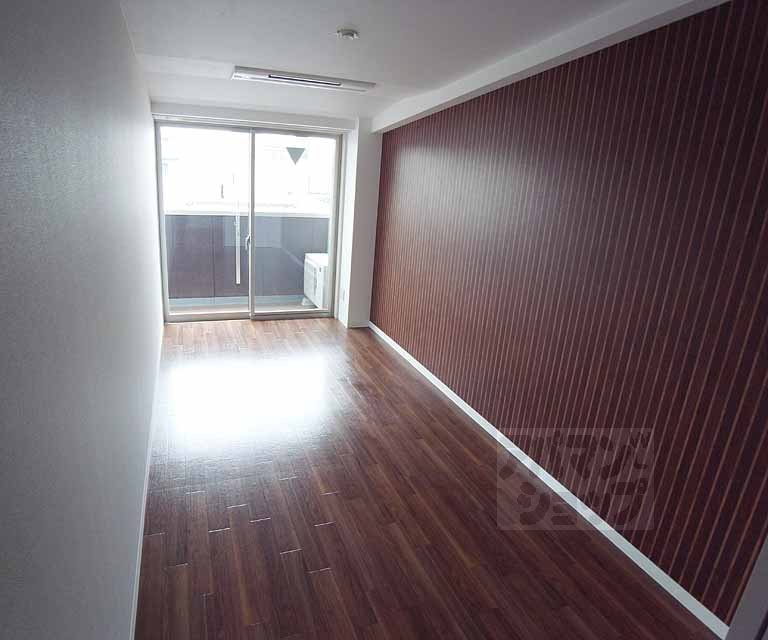 Living and room. 5.5 Pledge of Western-style.