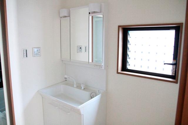 Power generation ・ Hot water equipment. Shampoo dresser