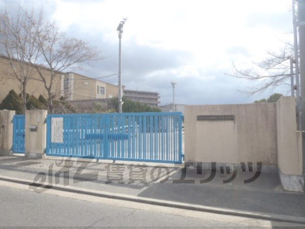 Primary school. Ikedahigashi 50m up to elementary school (elementary school)