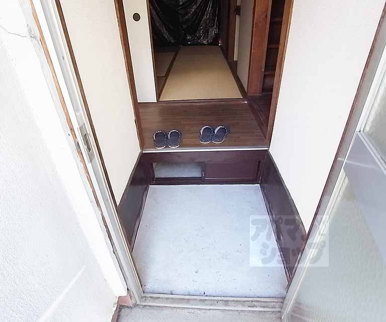 Entrance. It is entrance.