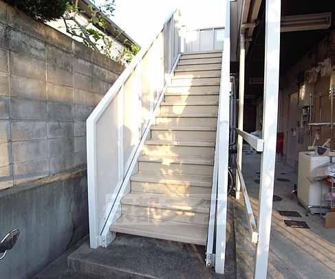 Entrance. Entrance is the part.