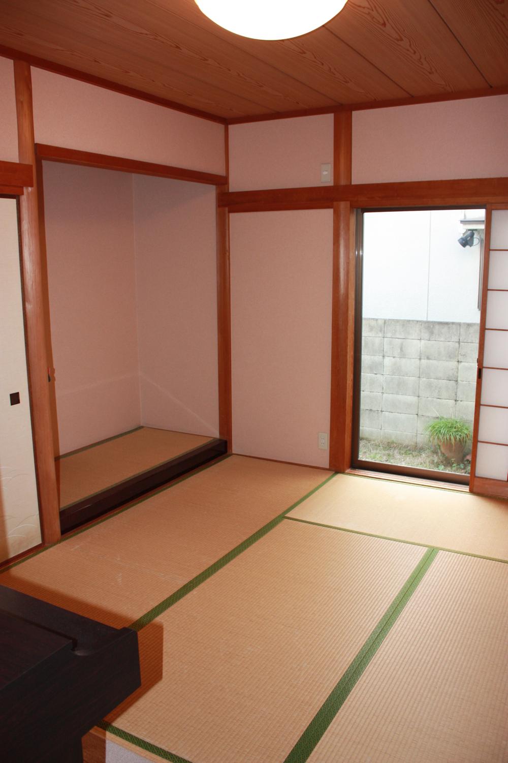 Non-living room. Indoor (12 May 2013) Shooting