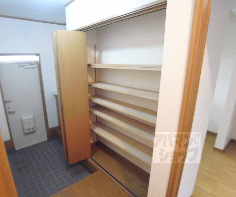 Receipt. It can be stored a lot!